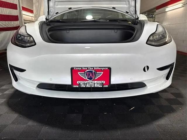 2019 Tesla Model 3 Mid Range