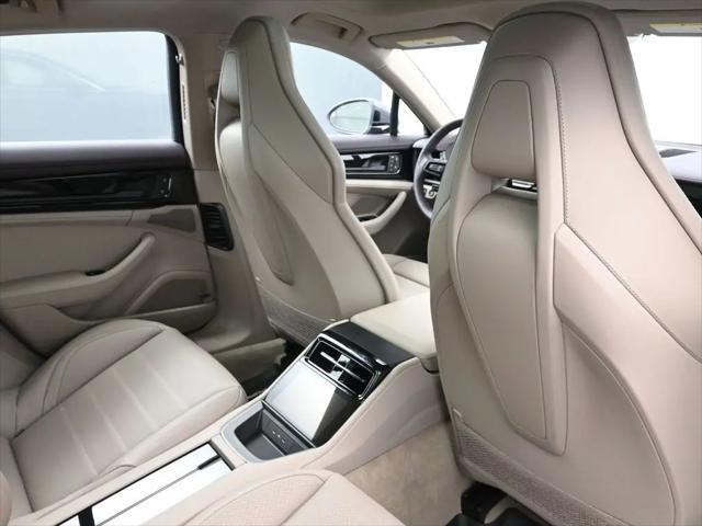 2026 Porsche Panamera 4