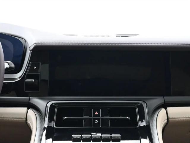 2026 Porsche Panamera 4