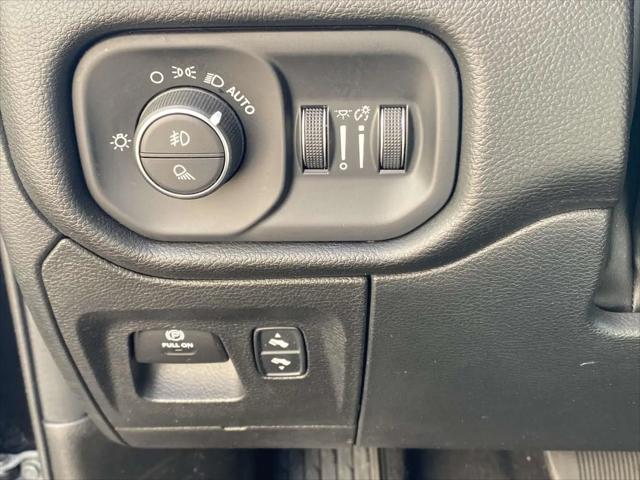 2025 Ram 1500 Big Horn Crew Cab 4x4 57 Box