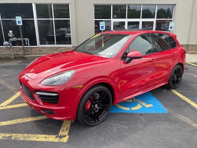 2013 Porsche Cayenne GTS