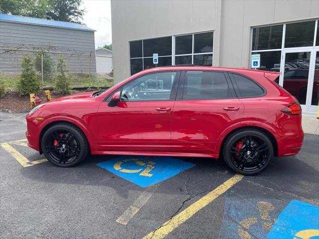 2013 Porsche Cayenne GTS