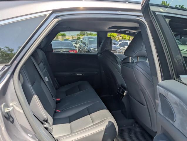 2023 Lexus RX 350 F SPORT Handling