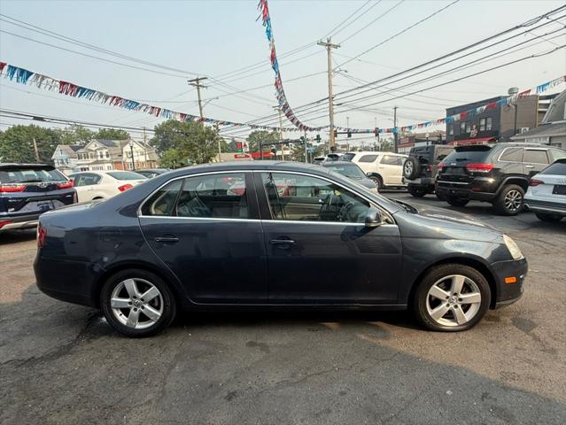 2009 Volkswagen Jetta SE for sale in Bridgeport, CT