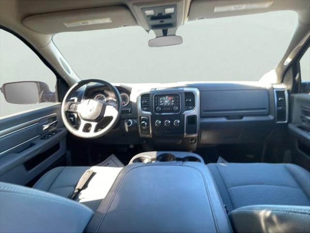 2019 Ram 1500 Classic SLT Crew Cab 4x2 64 Box