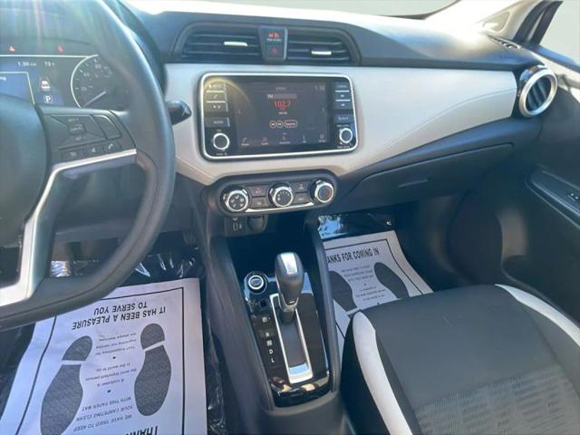 2021 Nissan Versa SV Xtronic CVT