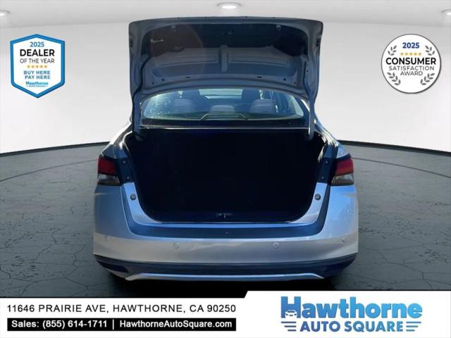 2021 Nissan Versa SV Xtronic CVT