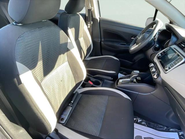 2021 Nissan Versa SV Xtronic CVT