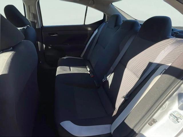 2021 Nissan Versa SV Xtronic CVT