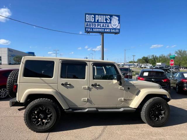 2011 Jeep Wrangler Unlimited Sahara for sale in Topeka, KS
