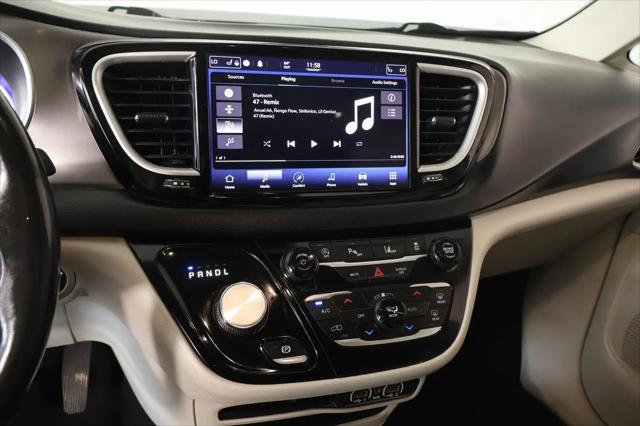 2021 Chrysler Pacifica Touring L