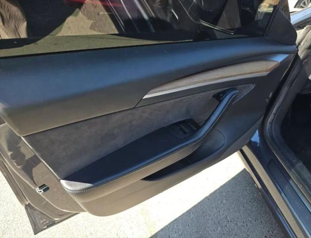 2021 Tesla Model 3 Standard Range Plus Rear-Wheel Drive