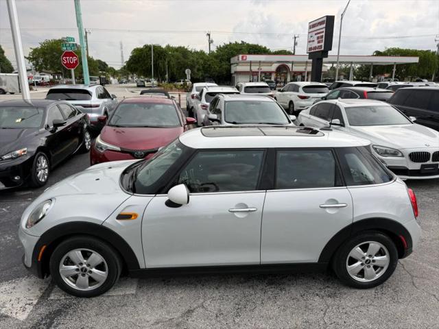 2016 MINI Hardtop Cooper