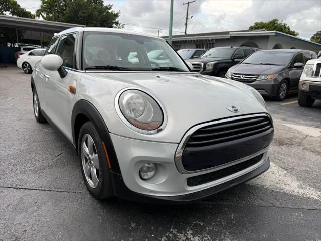 2016 MINI Hardtop Cooper
