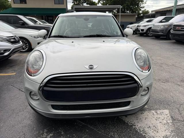 2016 MINI Hardtop Cooper