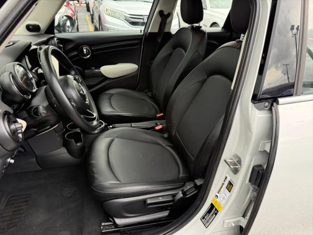 2016 MINI Hardtop Cooper