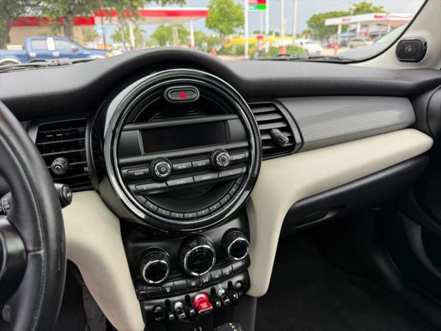 2016 MINI Hardtop Cooper
