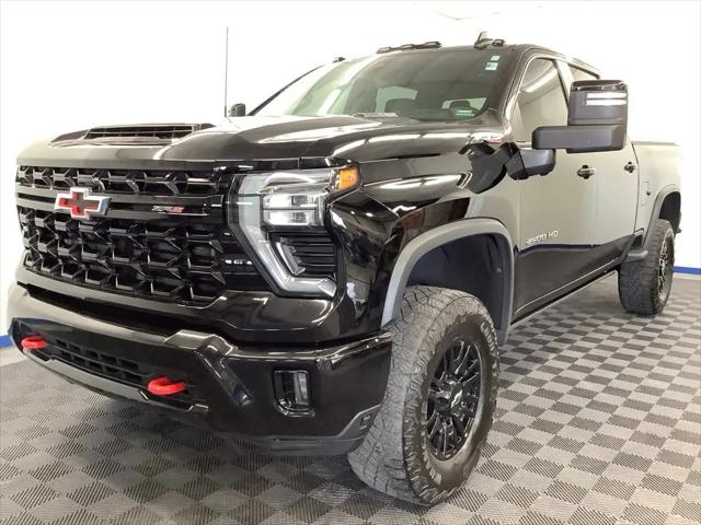 2024 Chevrolet Silverado 2500HD 4WD Crew Cab Standard Bed ZR2 for sale in Higginsville, MO