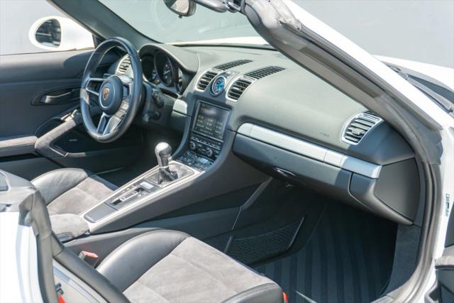 2016 Porsche Boxster Spyder