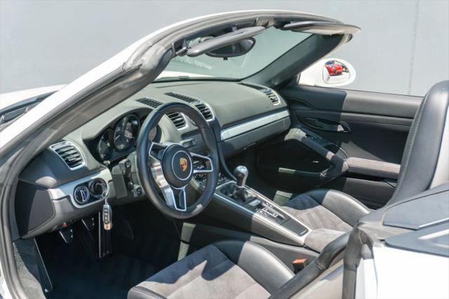 2016 Porsche Boxster Spyder