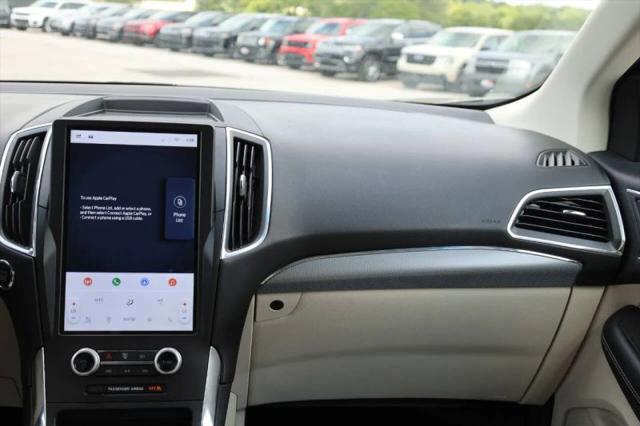 2021 Ford Edge Titanium