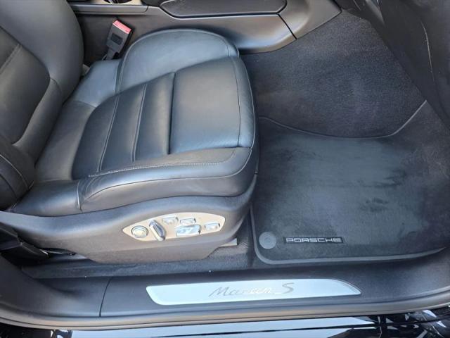 2020 Porsche Macan S
