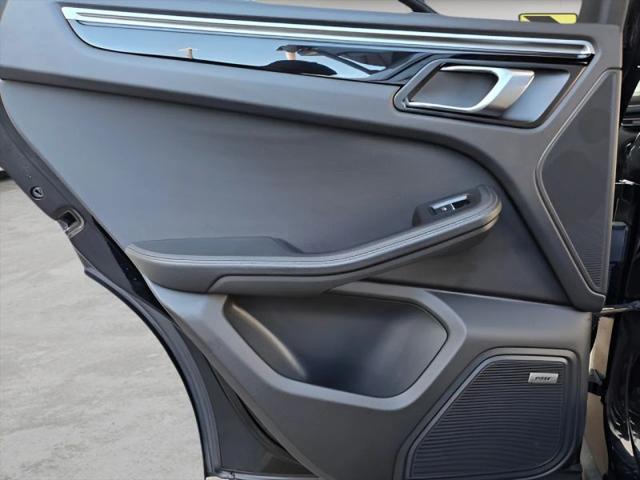 2020 Porsche Macan S