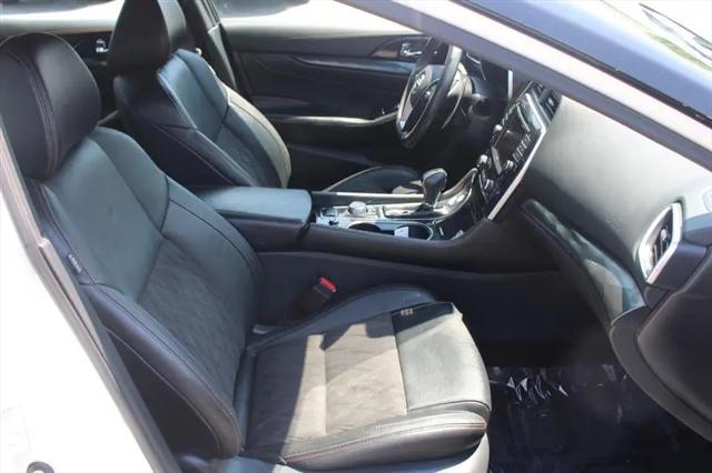 2023 Nissan Maxima SR Xtronic CVT