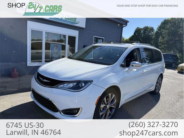 2018 Chrysler Pacifica Limited for sale in Larwill, IN