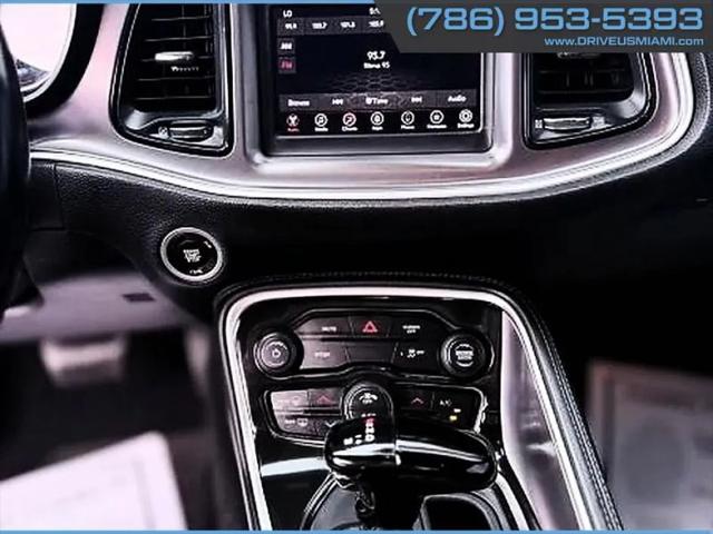 2020 Dodge Challenger SXT