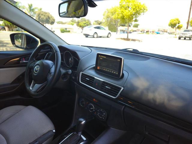 2015 Mazda Mazda3 i Touring
