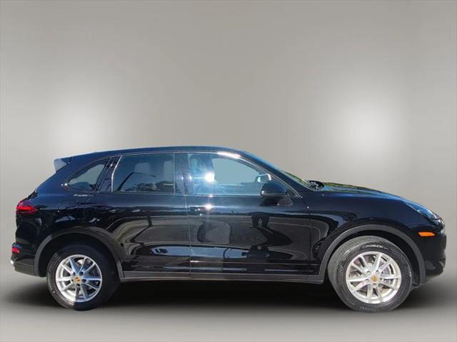2016 Porsche Cayenne Base