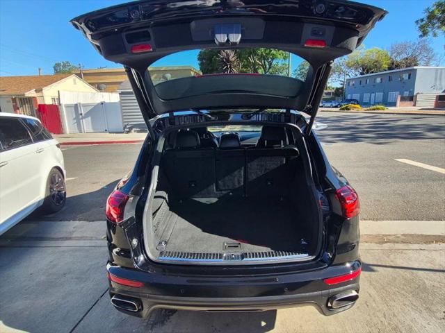 2016 Porsche Cayenne Base