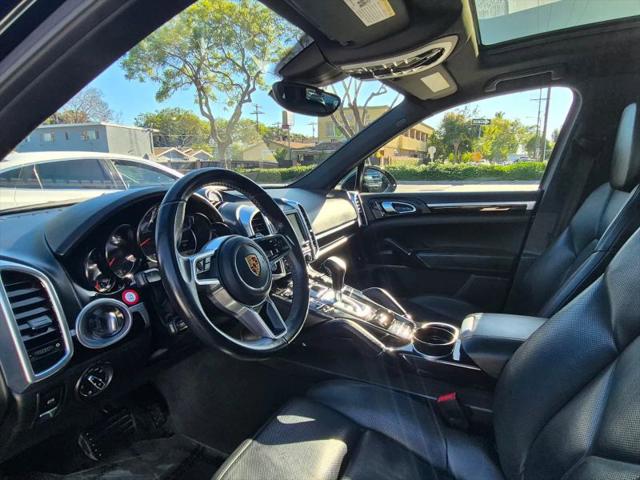 2016 Porsche Cayenne Base