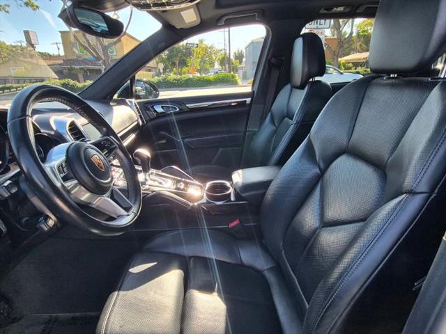 2016 Porsche Cayenne Base