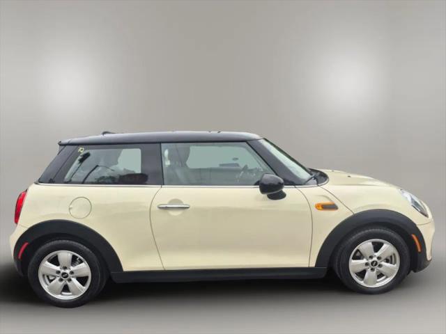 2014 MINI Hardtop Cooper