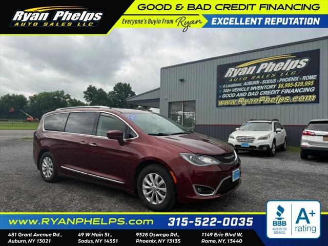 2018 Chrysler Pacifica Touring L for sale in Auburn, NY