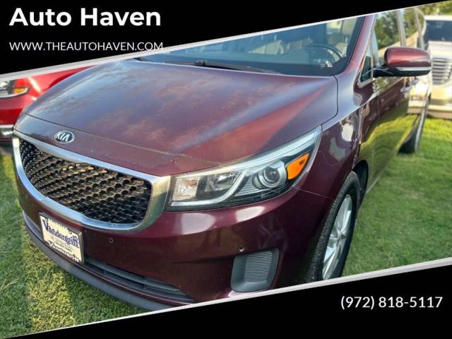 2017 Kia Sedona LX for sale in Irving, TX