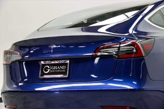 2020 Tesla Model 3 Standard Range Plus Rear-Wheel Drive