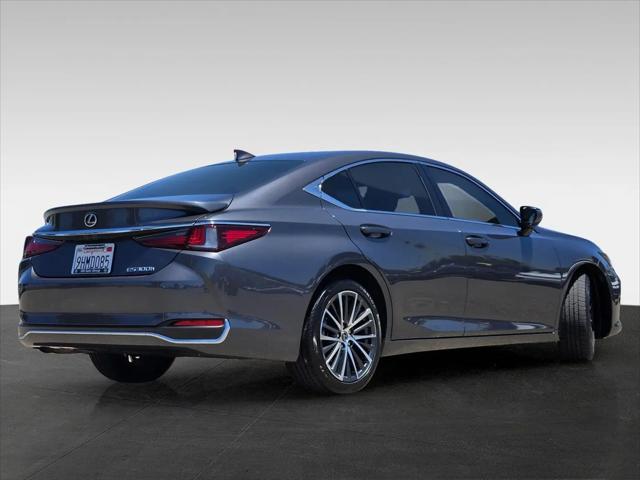2024 Lexus ES 300h ES 300h