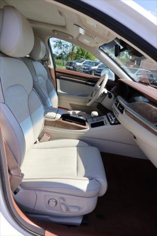 2020 Genesis G90 3.3T Premium AWD