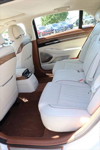 2020 Genesis G90 3.3T Premium AWD