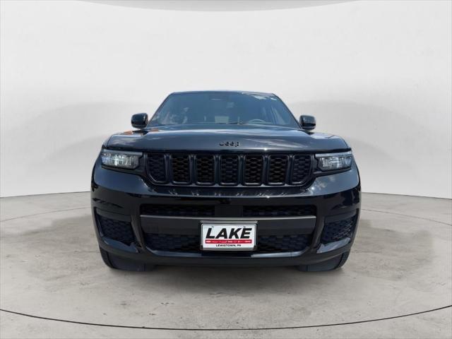 2023 Jeep Grand Cherokee L Altitude 4x4 2023 Jeep Grand Cherokee L Altitude 4x4