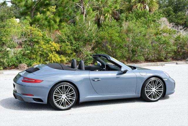 2017 Porsche 911 Carrera