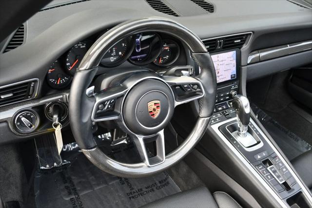 2017 Porsche 911 Carrera