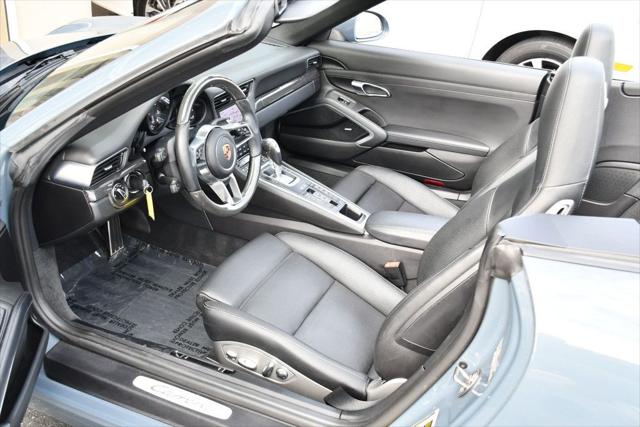 2017 Porsche 911 Carrera