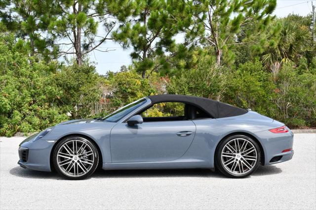2017 Porsche 911 Carrera