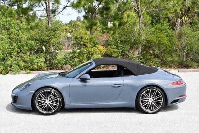 2017 Porsche 911 Carrera