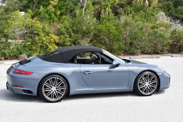 2017 Porsche 911 Carrera