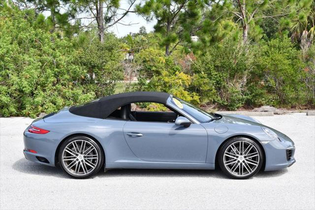 2017 Porsche 911 Carrera